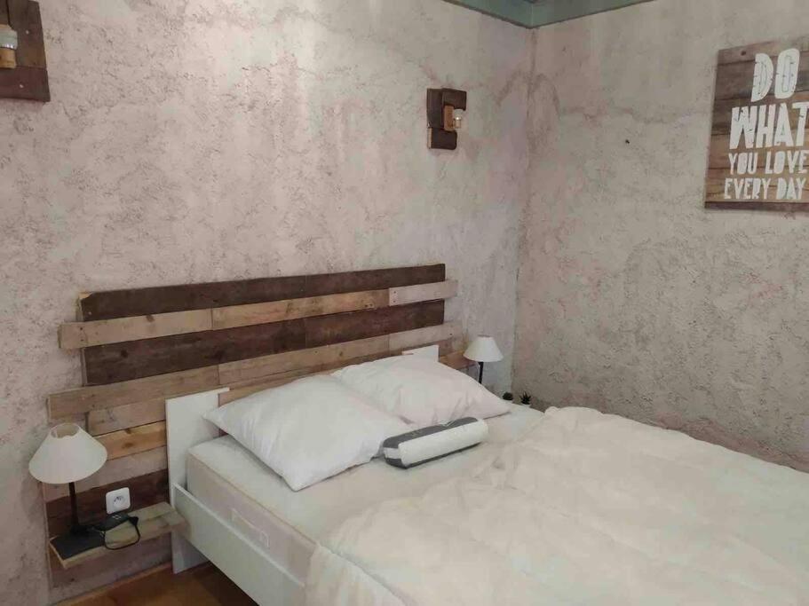 Maison De Village, Jacuzzi, Salle Cinema Valencin Екстериор снимка
